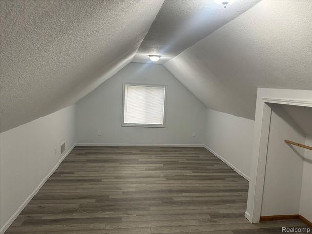 12464 Maxwell Road, Carleton Village, MI 48117