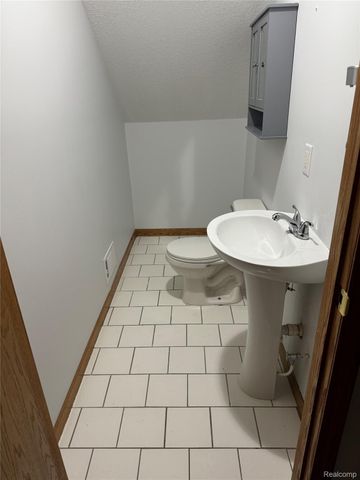 12464 Maxwell Road, Carleton Village, MI 48117