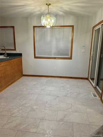 12464 Maxwell Road, Carleton Village, MI 48117