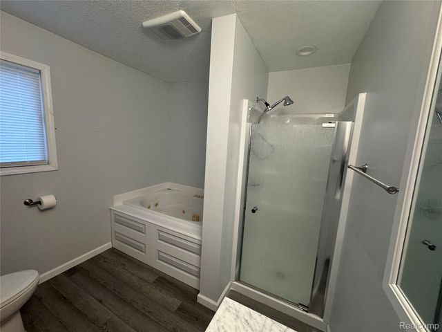 12464 Maxwell Road, Carleton Village, MI 48117