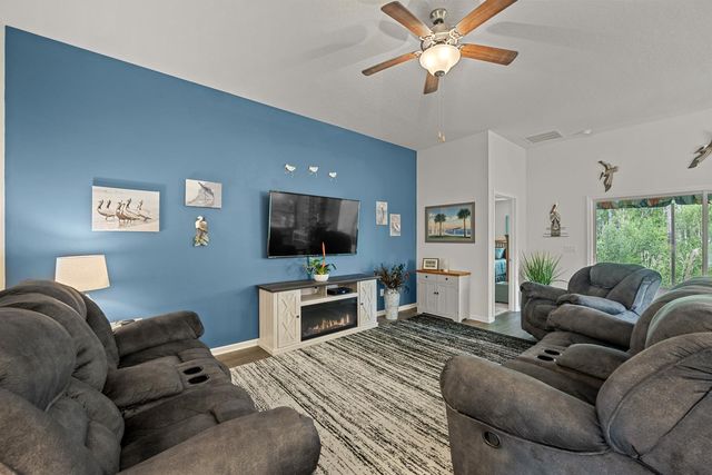 11 Ace Ct, Bunnell, FL 32110