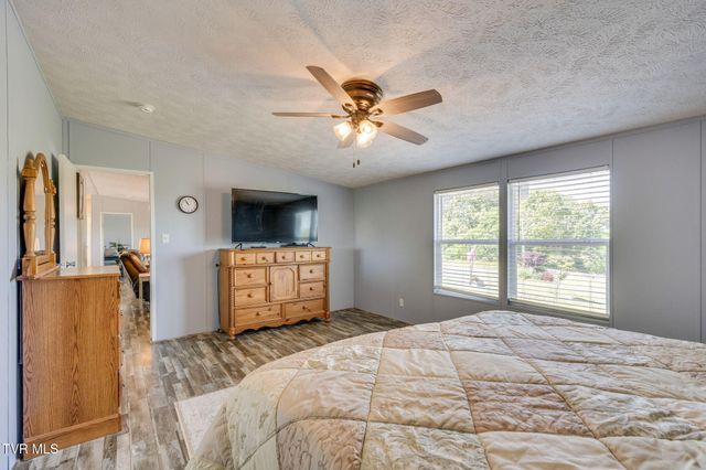 241 Forest Road, Mosheim, TN 37818