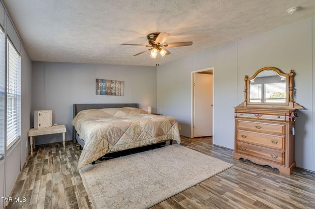241 Forest Road, Mosheim, TN 37818