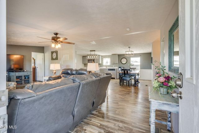 241 Forest Road, Mosheim, TN 37818