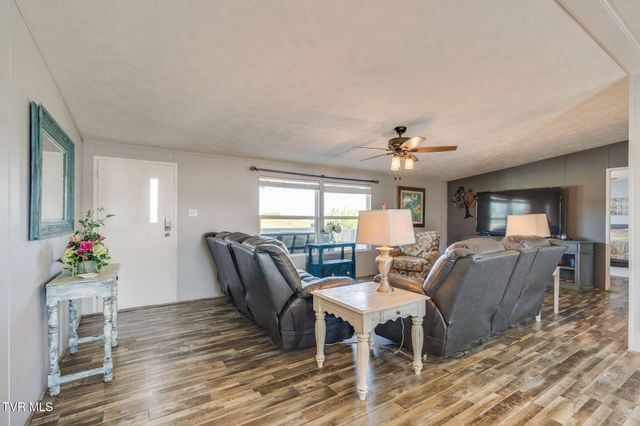 241 Forest Road, Mosheim, TN 37818