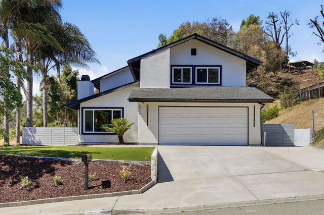 2640 Chestnut Avenue, Carlsbad, CA 92010
