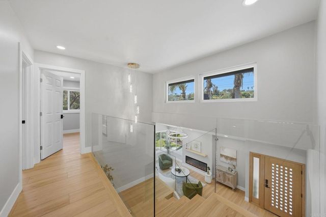 2640 Chestnut Avenue, Carlsbad, CA 92010