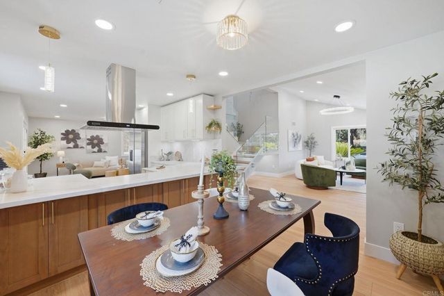 2640 Chestnut Avenue, Carlsbad, CA 92010