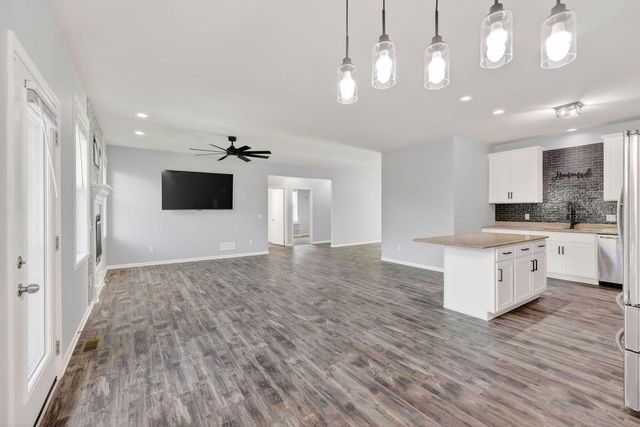 11308 N Mason DRIVE, Edgerton, WI 53534