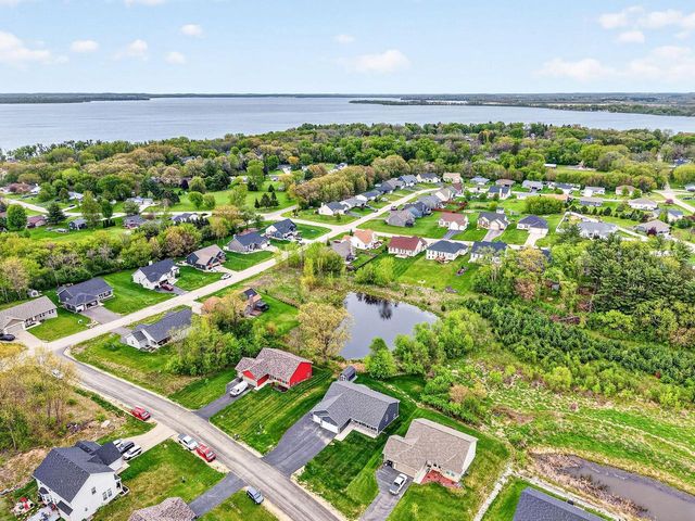 11308 N Mason DRIVE, Edgerton, WI 53534