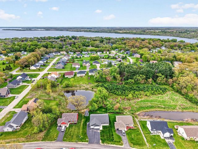 11308 N Mason DRIVE, Edgerton, WI 53534