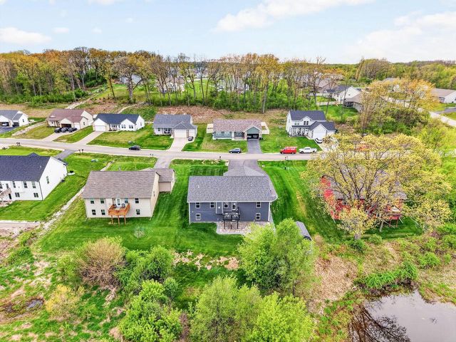 11308 N Mason DRIVE, Edgerton, WI 53534