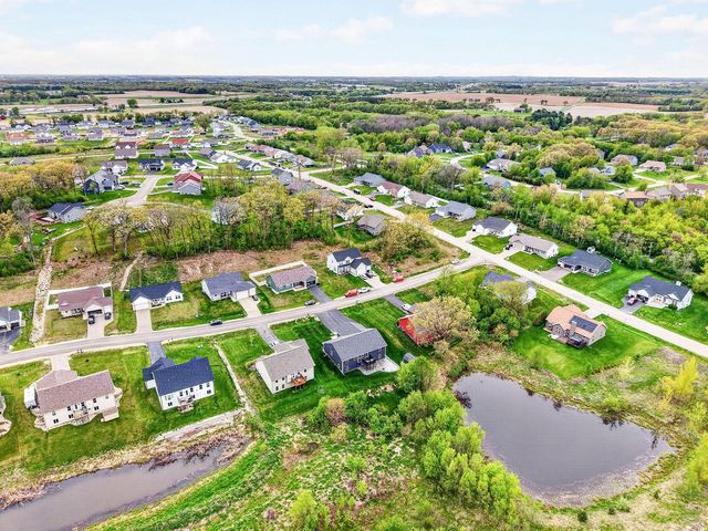 11308 N Mason DRIVE, Edgerton, WI 53534