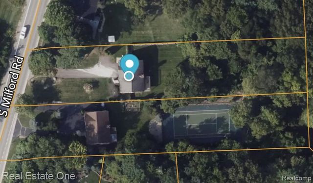 1345 S Milford Road, Milford, MI 48381