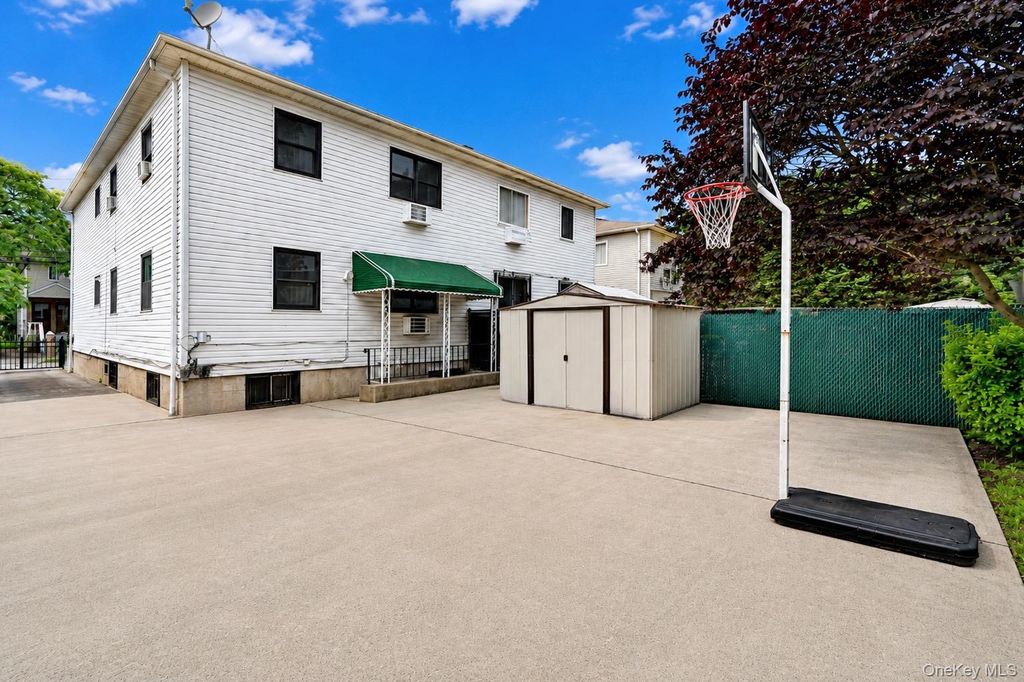 1048 beach 22nd street, Far Rockaway, NY 11691 — photo 5