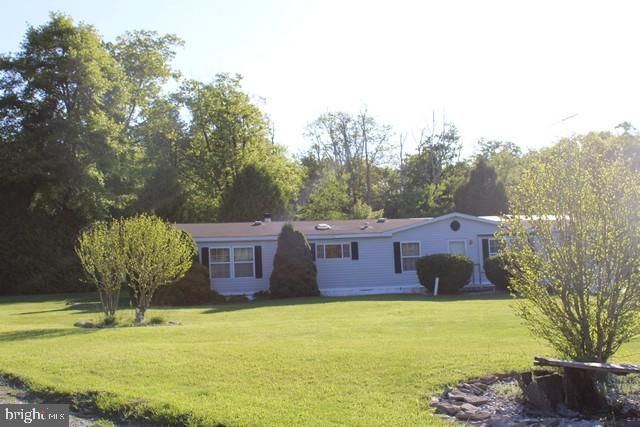 2827 SHIPPENSBURG ROAD, Biglerville, PA 17307