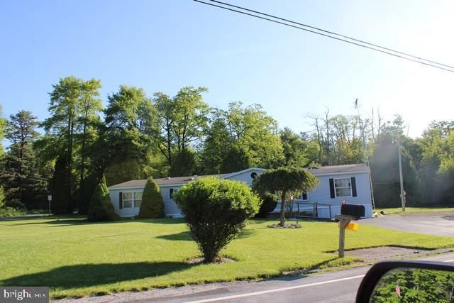 2827 SHIPPENSBURG ROAD, Biglerville, PA 17307