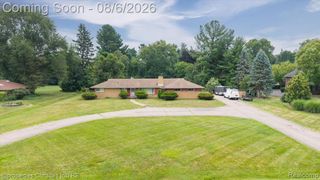 1779 Orchard Lane, Bloomfield Hills, MI 48301