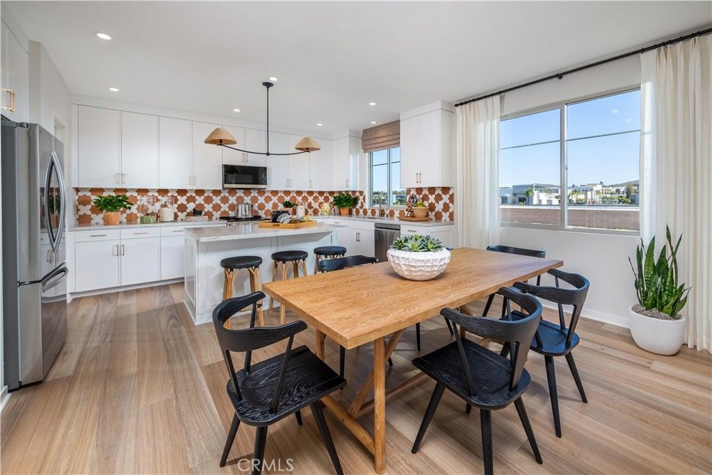 921 Estrella Road, San Marcos, CA 92078 — exterior