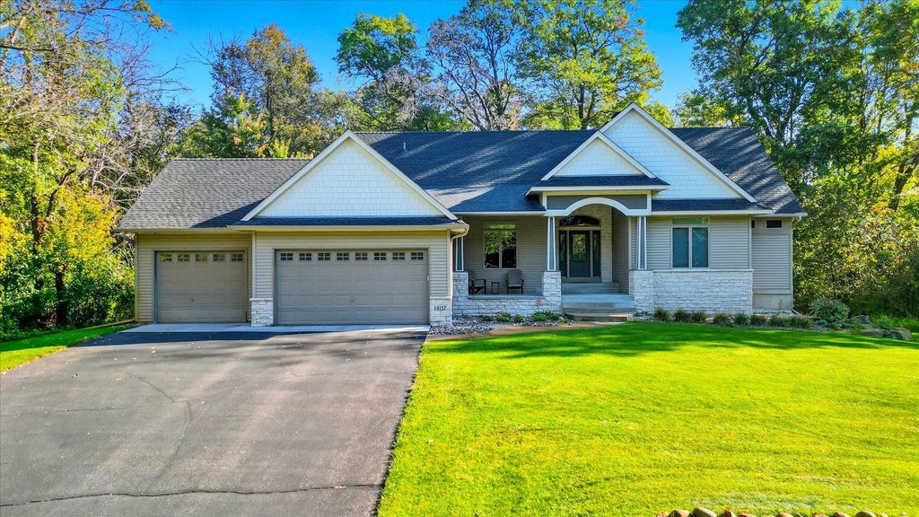 14157 Kenyon Street NE, Ham Lake, MN 55304