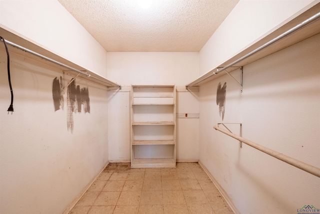 704 County Road 1903, Jacksonville, TX 75766