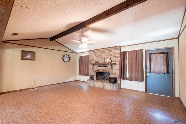 704 County Road 1903, Jacksonville, TX 75766