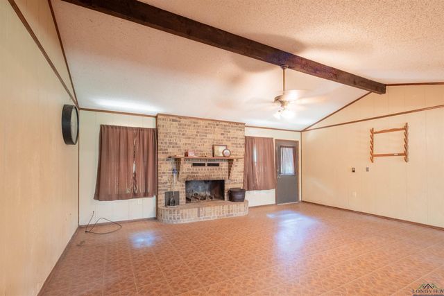 704 County Road 1903, Jacksonville, TX 75766