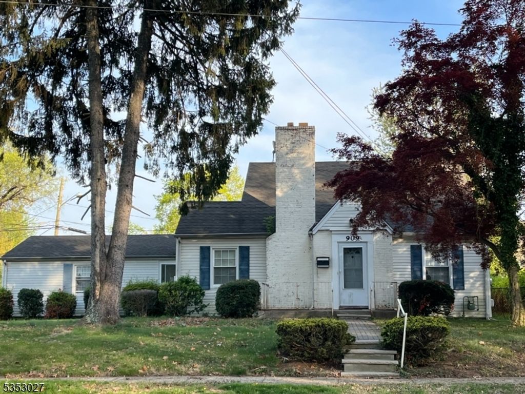 901 Sherman Ave, Plainfield City, NJ 07063 — photo 2