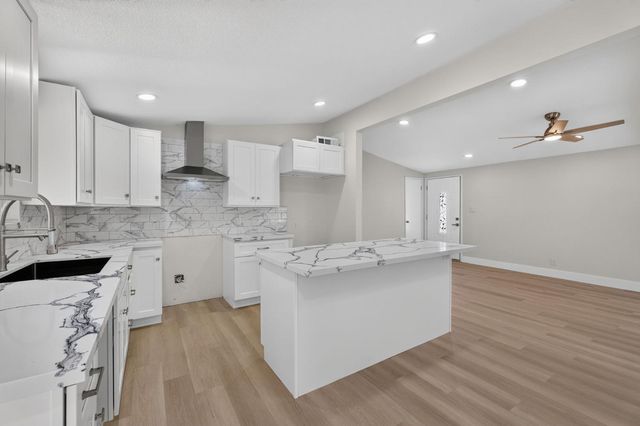 125 Pico Avenue, Clovis, CA 93612