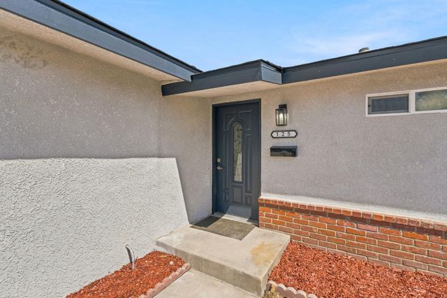 125 Pico Avenue, Clovis, CA 93612