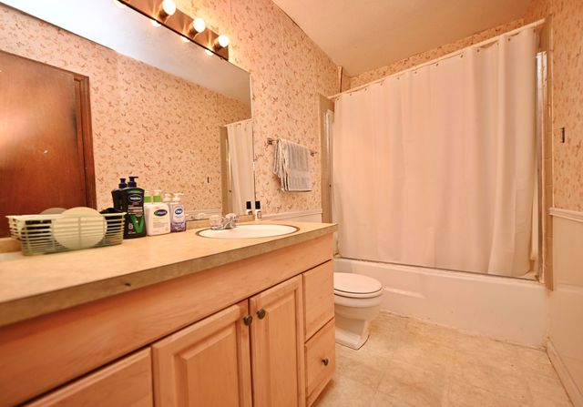 1845 Green Drive NW A & B, Cleveland, TN 37311