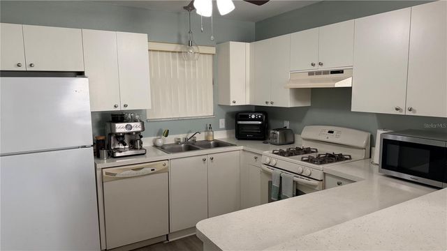 17437 SE 82ND ALBEMARLE AVENUE, The Villages, FL 32162