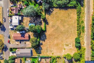 653 E Elmore (Next to) St, Lebanon, OR 97355