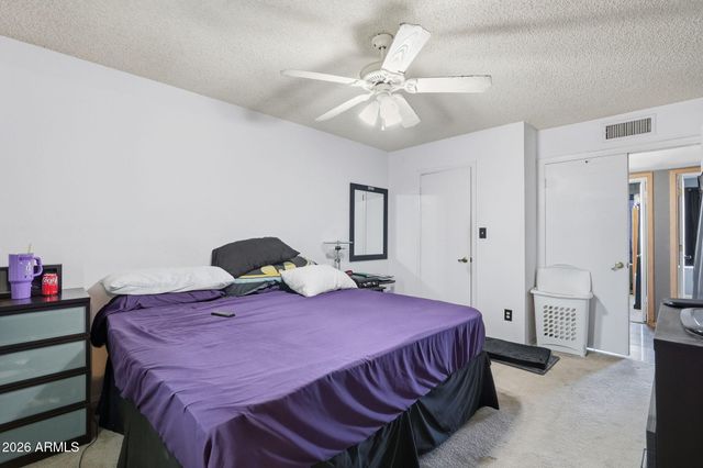 2421 E HILTON Avenue, Mesa, AZ 85204