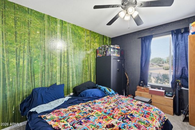 2421 E HILTON Avenue, Mesa, AZ 85204