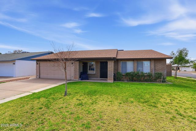 2421 E HILTON Avenue, Mesa, AZ 85204