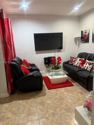 23716 SW 111th Ct, Homestead, FL 33032