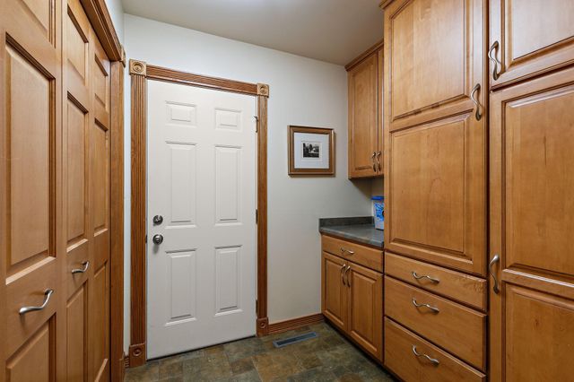 803 Sierra Lane NE, Rochester, MN 55906