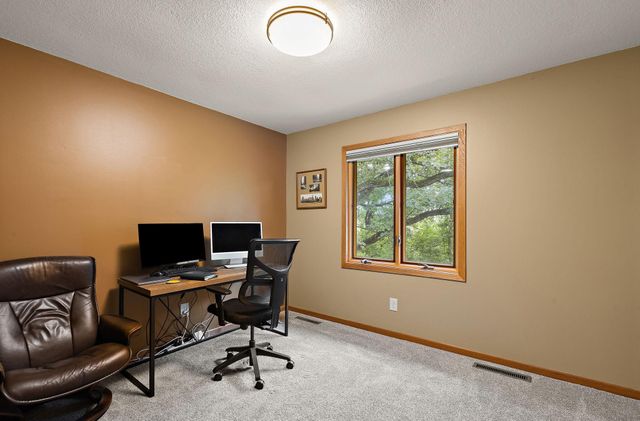 803 Sierra Lane NE, Rochester, MN 55906