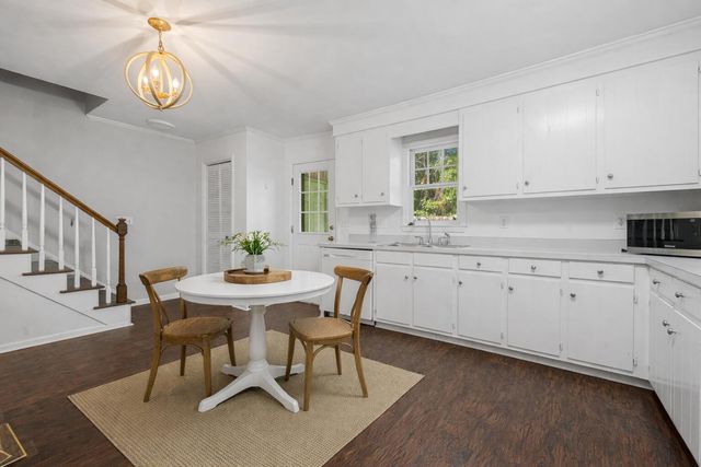 302 Springview Lane 11, Summerville, SC 29485