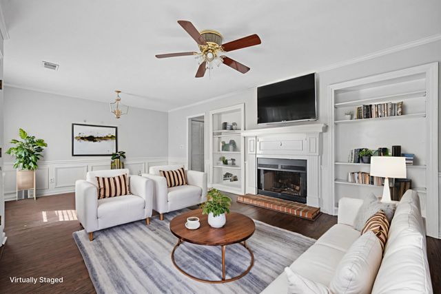 302 Springview Lane 11, Summerville, SC 29485