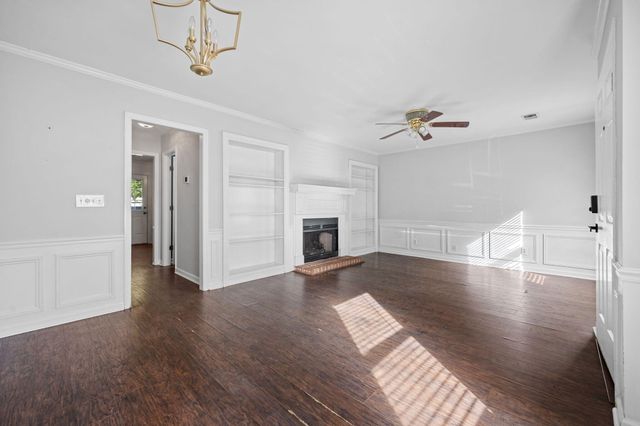 302 Springview Lane 11, Summerville, SC 29485