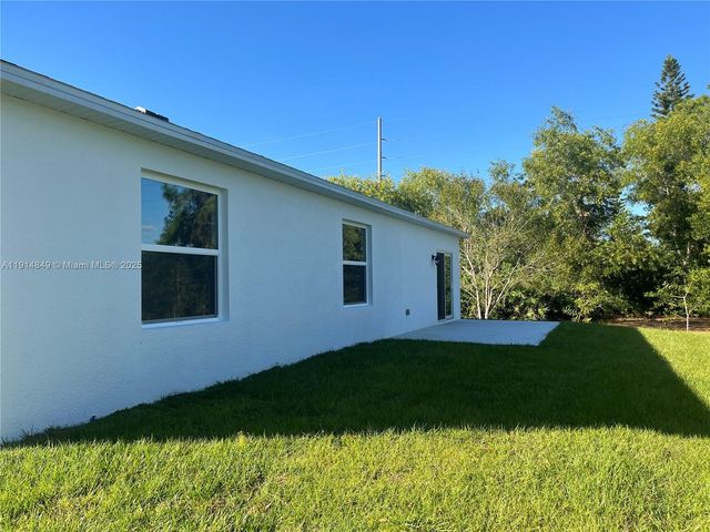 55 Douglas Ave S, Other City - In The State Of Florida, FL 33976