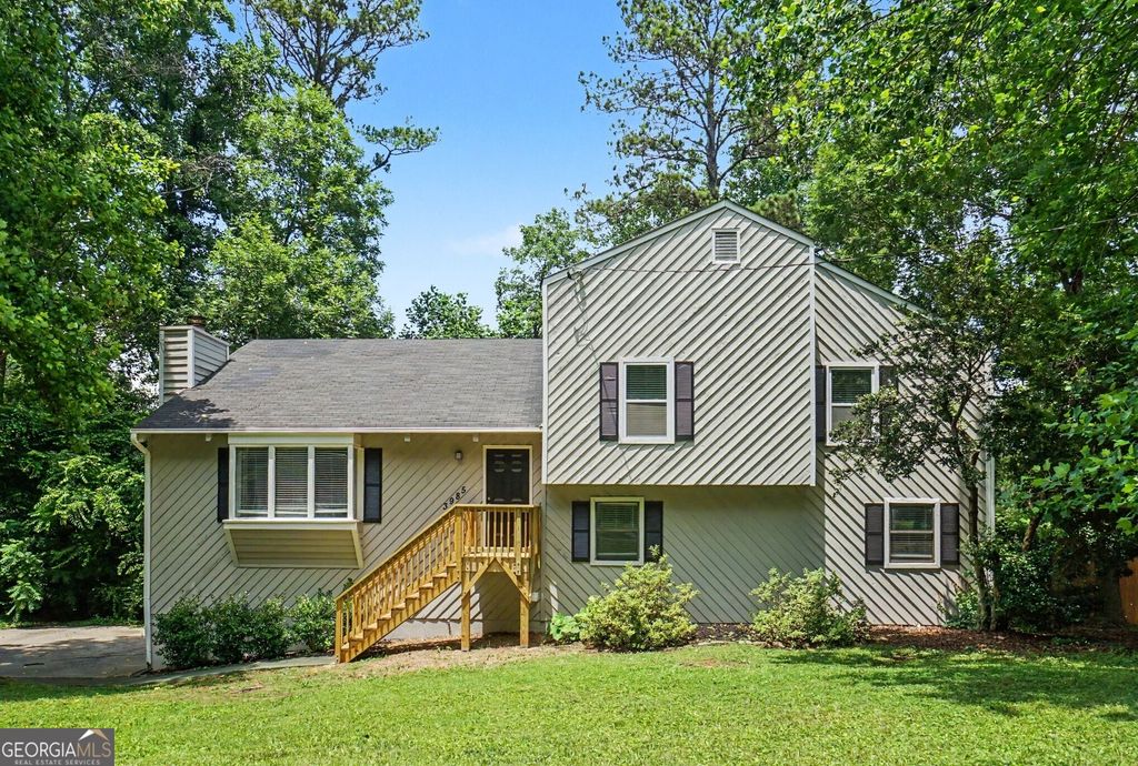 3985 Lookout Point Drive, Marietta, GA 30066
