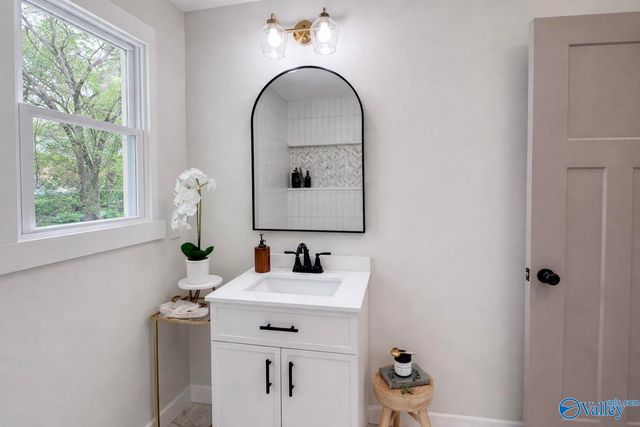 412 Greenacres Drive, Huntsville, AL 35805