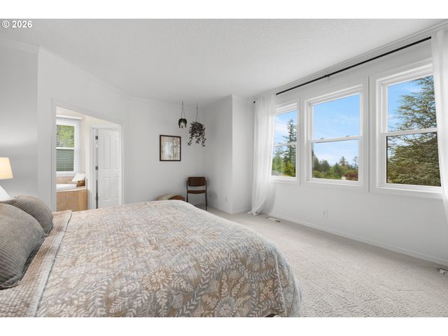 745 Sw 67TH Pl, Portland, OR 97225