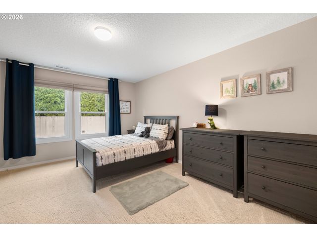 745 Sw 67TH Pl, Portland, OR 97225