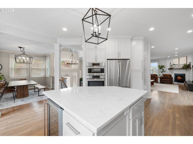 745 Sw 67TH Pl, Portland, OR 97225