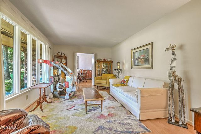 2513 Essex Drive, Kingsport, TN 37660