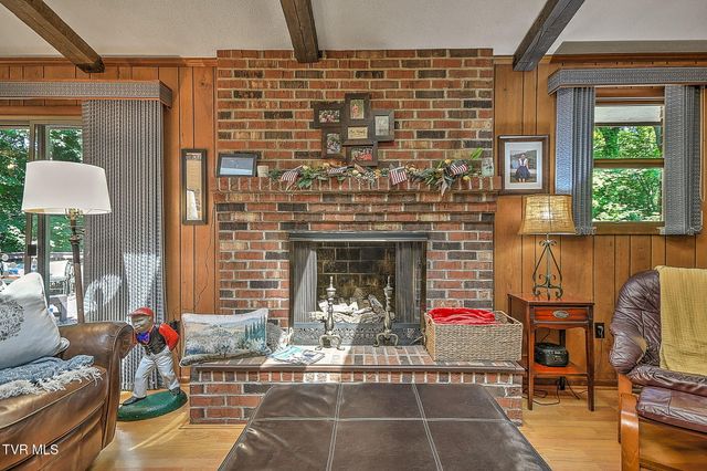 2513 Essex Drive, Kingsport, TN 37660